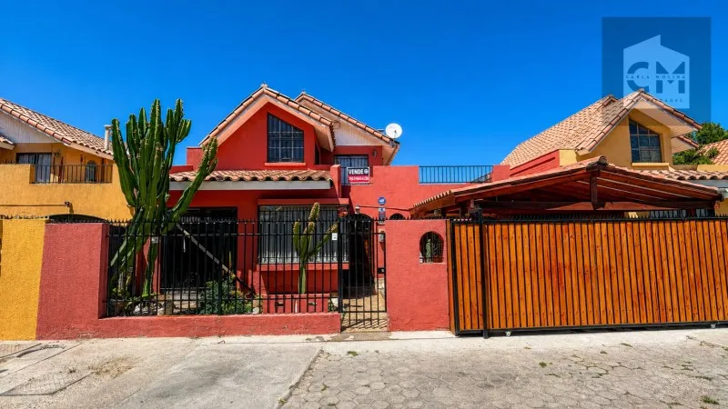 Imagen 2 de 19 de Casa Muy Central A Pasos De Mall Plaza La Serena