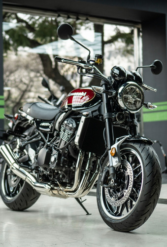 Kawasaki Z900rs (no Bmw Nine T , No Triumph Scrambler)