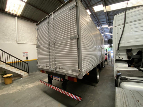 Caminhão M.benz Accelo 815 Ano 2013 Bau Un.dono