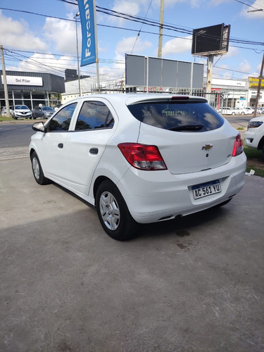 Imagen 7 de 12 de Chevrolet Onix 1,4 Ls Joy 2018 // 4632030