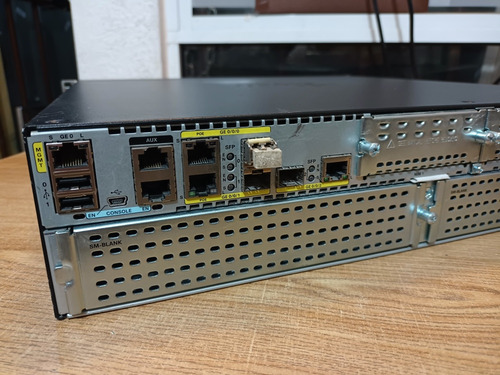 Router Cisco Systems 4300 Series Isr4351 (Usado)