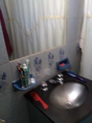 Imagen 6 de 11 de Casa Para 2 Familias En Venta En Sarandi Oeste