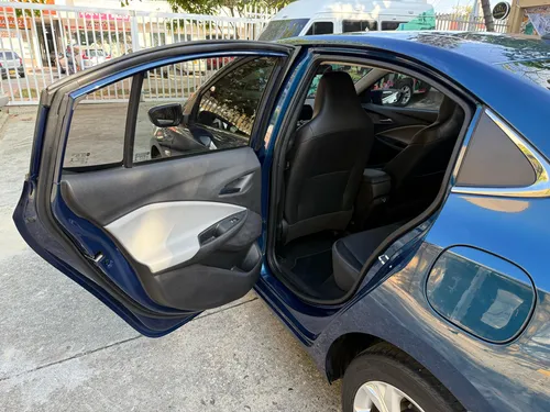 Chevrolet Onix 1.0T Premier Sedan At