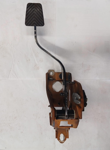 Pedal De Clutch, Kia Forte 2.0, 4cil Estándar 2018 (Usado)