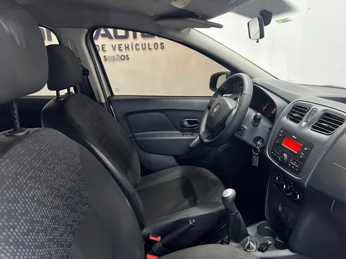 Renault Logan 1.6 Life