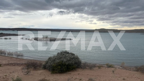 Terreno En Venta.costa De Playa.villa El Chocon