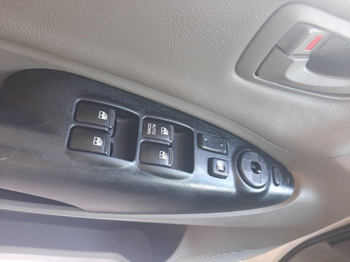 Imagem 9 de 12 de Hyundai Tucson Gls 2.0l 16v Base (flex) (aut) Flex Manual