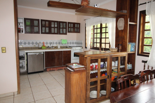 Imagem 8 de 20 de Hl-257 Casa Com 4 Suítes Muito Bem Iluminada E Salão De Jogos.