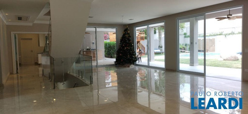 Imagem 8 de 15 de Casa Em Condomínio - Alphaville - Sp - 451773
