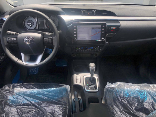 Toyota Hilux 2.8 Cd Srv 177cv 4x2 At
