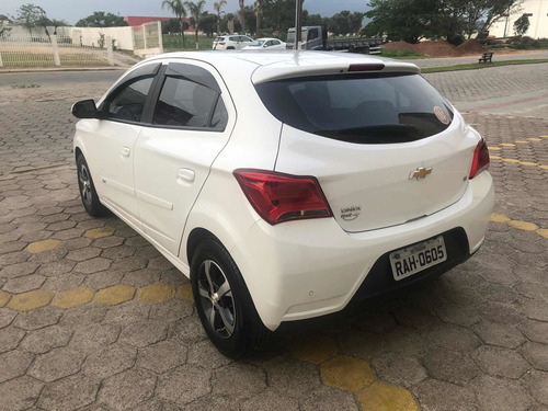 Imagem 7 de 13 de Chevrolet Onix 2019 1.0 Lt 5p