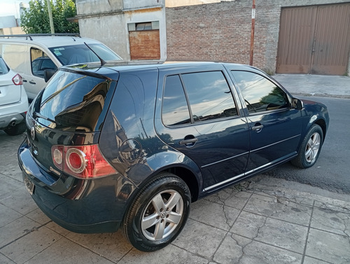 Volkswagen Golf 1.6 Advance