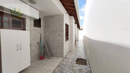 Imagem 20 de 21 de Casa Plana Com 3 Quartos E 3 Vagas, Próximo A Av. Washington Soares. - Ca1045