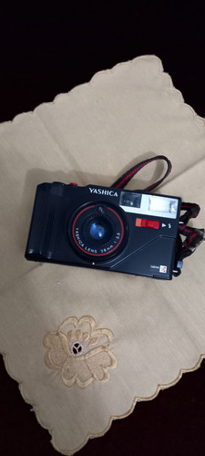 Antiga Camera Yashica Mf- 3 Super Preta (Usado)
