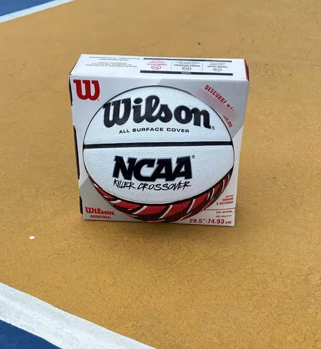 Bola de Basquete Wilson NCAA Killer Crossover Branca Vermelha