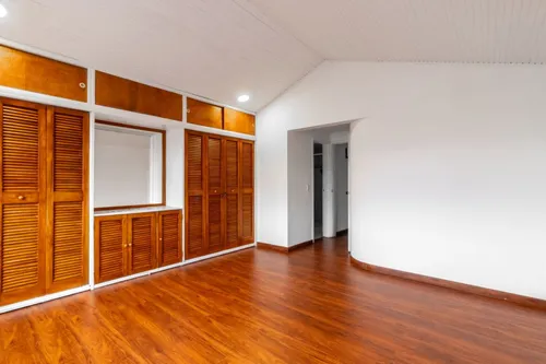 Casa En Arriendo/venta En Monaco. Cod V21554