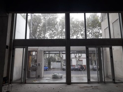 Local A Estrenar En Plena Zona Comercial Y Gastronómica