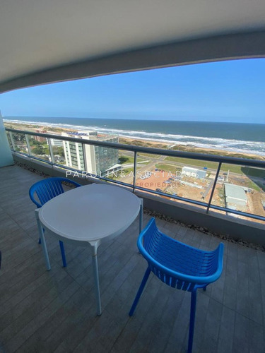 Venta De Apartamento 2 Dormitorios, Punta Del Este