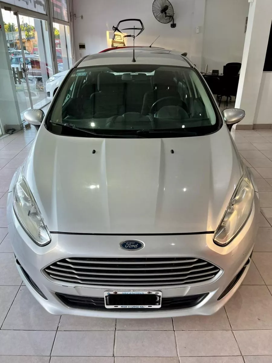 Ford Fiesta Se 2015