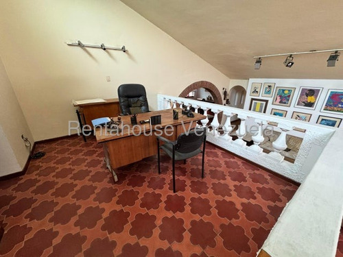 Apartamento En Venta Urb. El Marques, Caracas. 25-21383 Yf