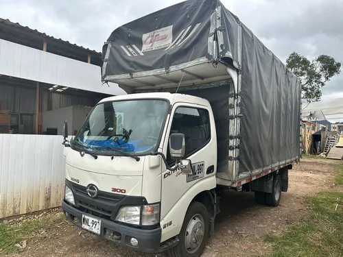 Hino 300 Dutro Pack, Estacas, Unico Dueño, Mmtos. En Hino