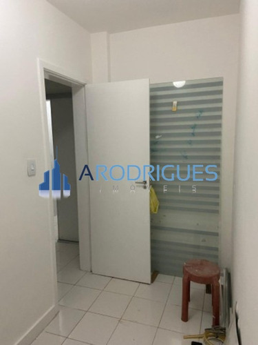 Imagem 6 de 20 de Oportunidade De Apartamento À Venda Andar Alto, Vista Mar Com 2/4 - Exelente Localização! - Ap00723