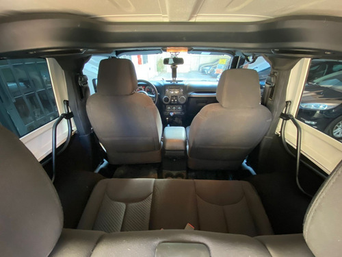 Imagen 6 de 9 de Jeep Wrangler 3.6 Sport 284hp Mtx