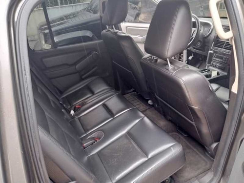 Imagen 6 de 10 de Ford Explorer