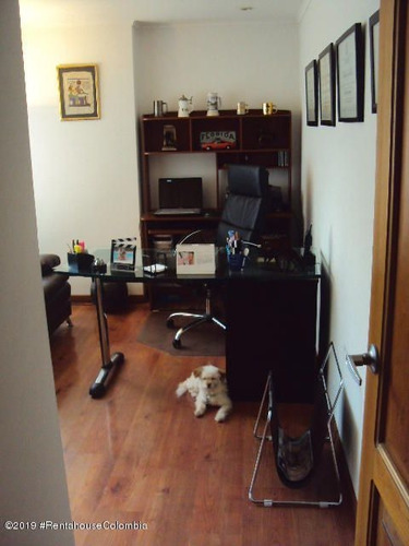 Imagen 18 de 30 de Vendo Apartamento En Granada Norte C.m 23-932