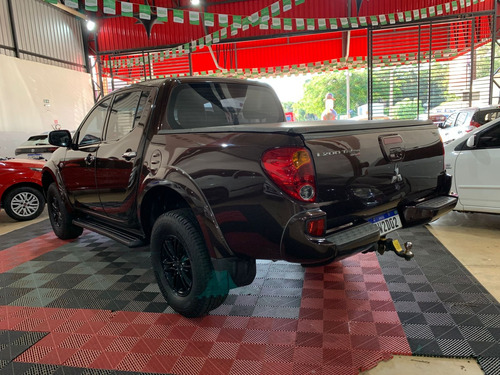 Mitsubishi L200 3.2 Triton Hpe Cab. Dupla 4x4 Aut. 4p