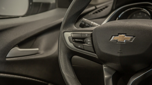 Imagen 12 de 25 de Chevrolet Onix 1.2 Lt