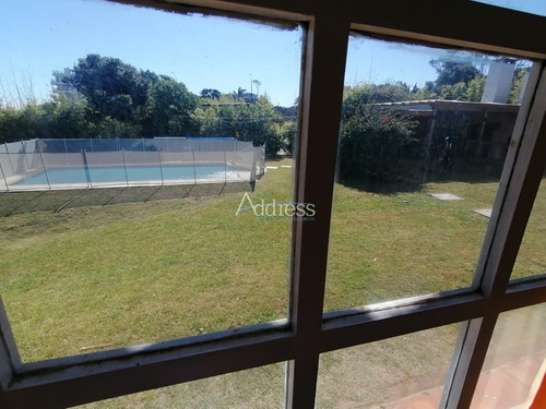 Casa Con Pileta A 1 Cuadra De La Playa Ideal Familias Grandes- Ref: 2793