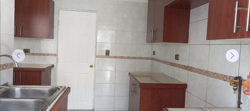 Hermosa Casa, Ubicada En El Sector Sur, Paradero 11