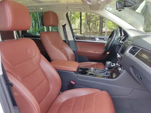 Volkswagen Touareg 3.0 At