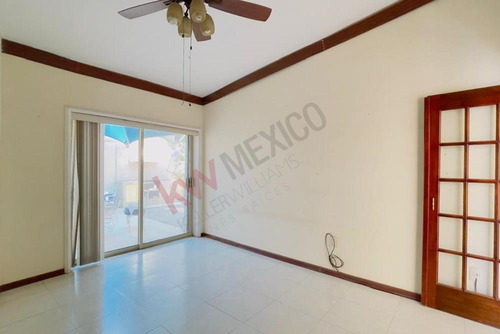 Experimenta El Lujo Y La Comodidad En Esta Impresionante Residencia Con Una Superficie De 600 M2 ...