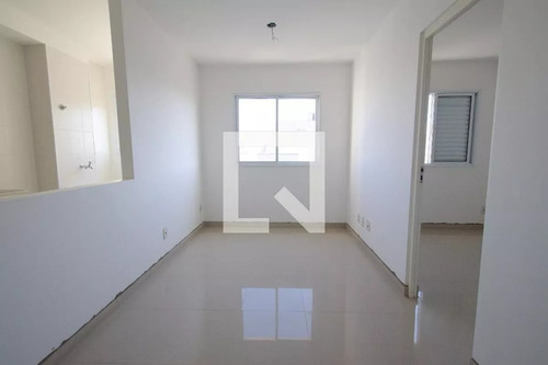 Apartamento À Venda Com 33m², 1 Quarto E Sem Vaga
