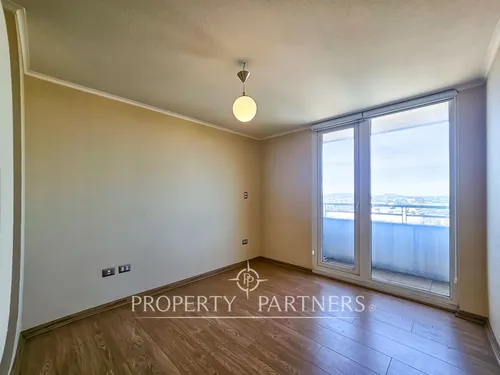 Vende Amplio Departamento Centro Temuco