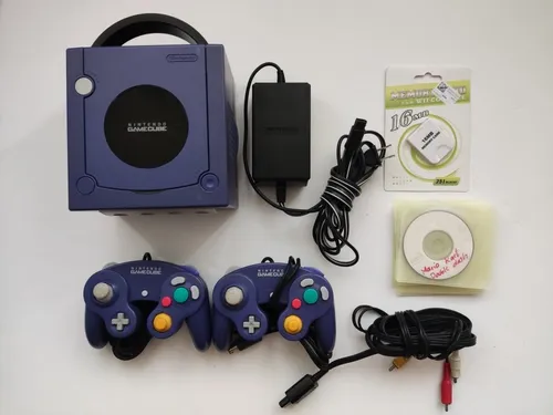 Nintendo Gamecube Violeta + 2 Controles + 5 Juegos + Chip (Usado)