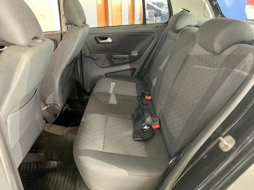 Imagem 8 de 10 de Volkswagen Fox 1.0 Mi Trendline 8v Flex 4p Manual