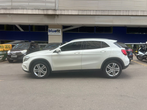 Mercedes-Benz Classe GLA 1.6 Enduro Turbo Flex 5p