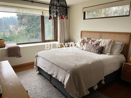 Departamento En Arriendo De 3 Dorm. Y 3b En Los Almendros