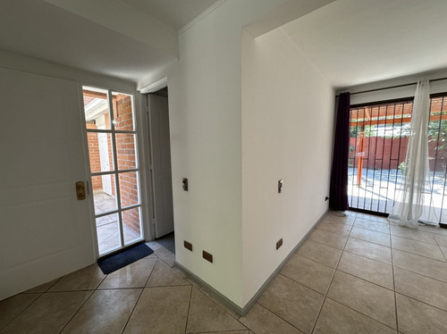 Casa En Arrienda 4 Dormitorios Santa Rosa De Huechuraba