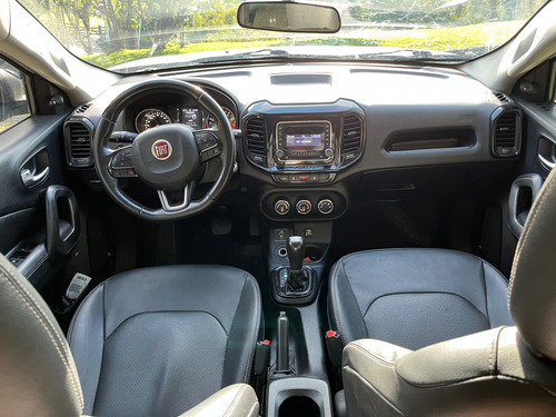 Fiat Toro 1.8 16v Freedom Flex 4x2 Aut. 4p
