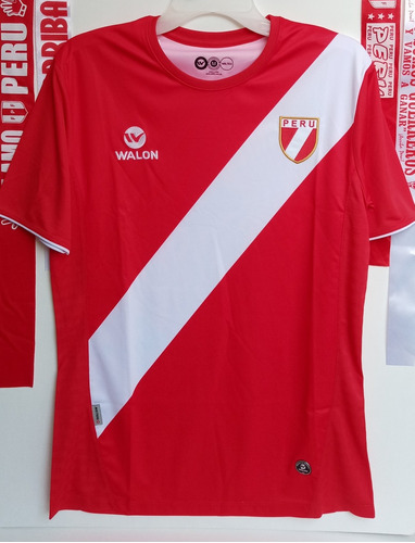 Camiseta De Perú Original Talla L Rojiblanca