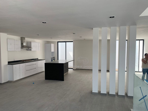 Imagen 2 de 13 de Casa En Venta En Lago Esmeralda