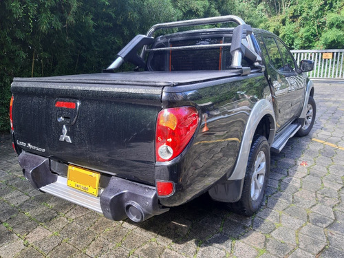 Mitsubishi Sportero Doble Cabina Automat. Diesel 4x4 2014
