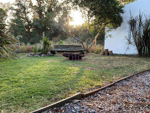 Imagen 20 de 21 de Casa En Santa Mónica Con Parrillero Y Piscina, 3 Dormitorios Y 2 Baños - Jose Ignacio Santa Monica