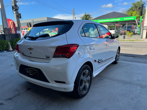Chevrolet Onix ONIX HATCH EFFECT 1.4 8V F.Power 5p Mec.