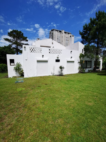 Imagen 23 de 30 de Casa En Venta De 4 Dormitorios En Playa Mansa