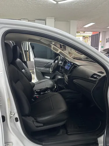 Mitsubishi L200 SPORTERO 2.5 High Power